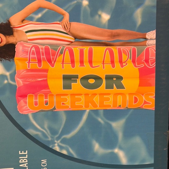 Inflatable Pool Float with Colorful Design - Picture 4 of 5